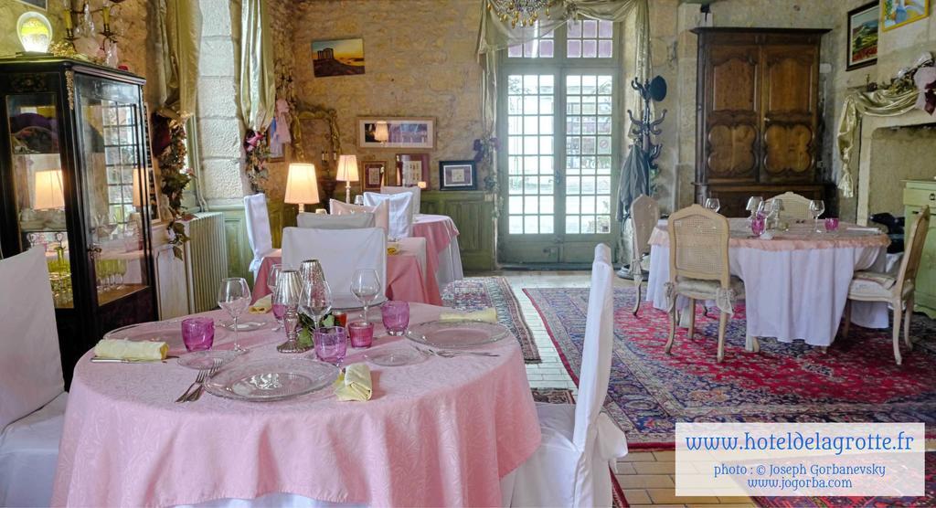 Hotel De La Grotte Montignac  Extérieur photo
