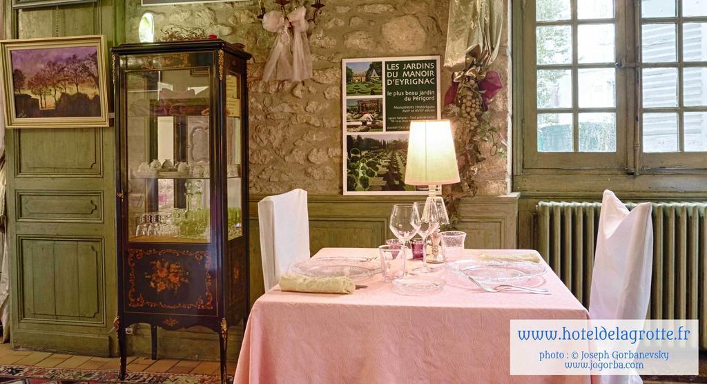 Hotel De La Grotte Montignac  Extérieur photo