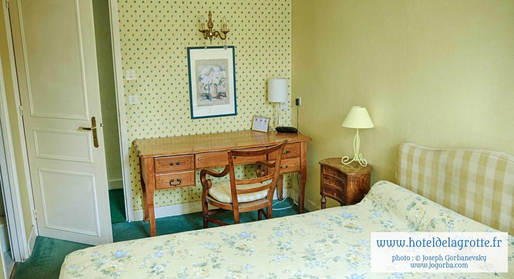 Hotel De La Grotte Montignac  Extérieur photo
